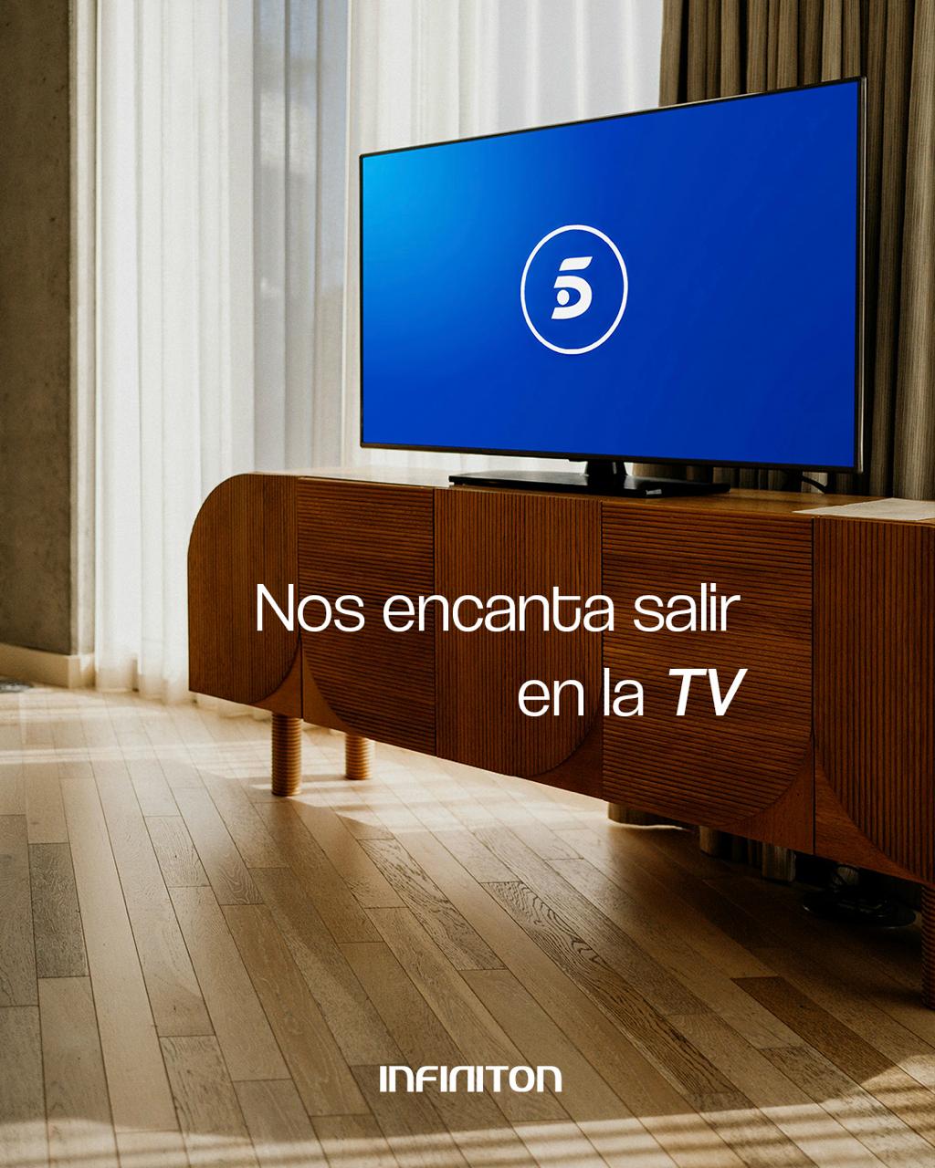 No encanta salir en la TV